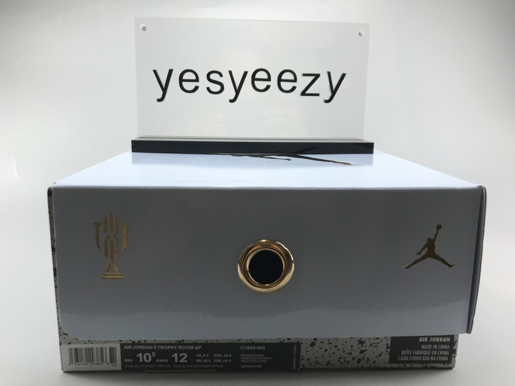 UA AIR JORDAN 5 RETRO "TROPHY ROOM"