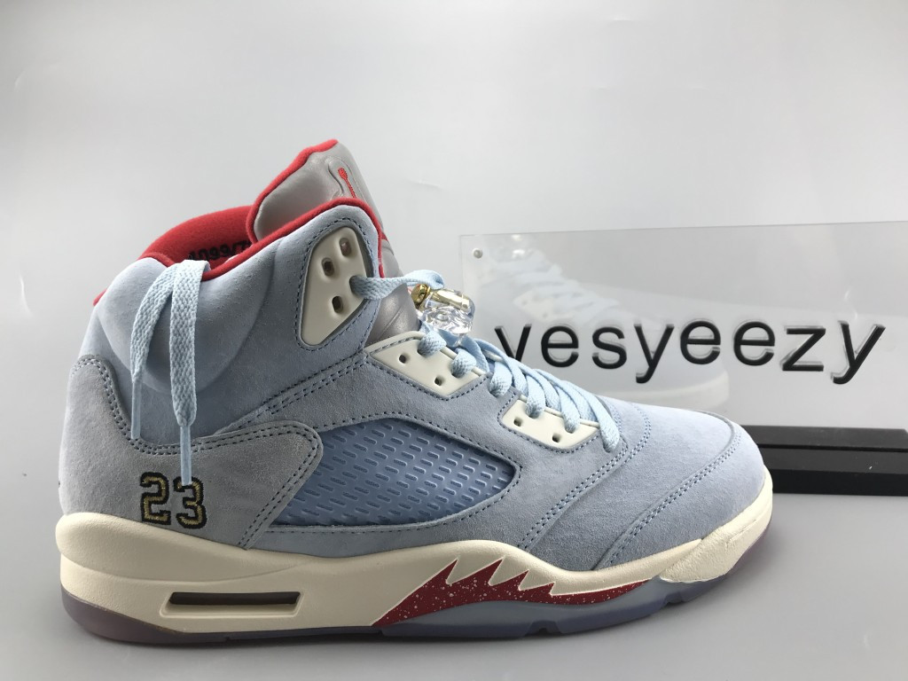 UA AIR JORDAN 5 RETRO "TROPHY ROOM"