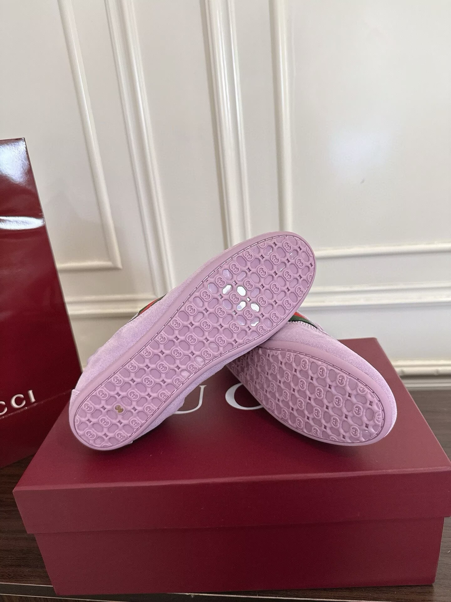 UA Gucci Women