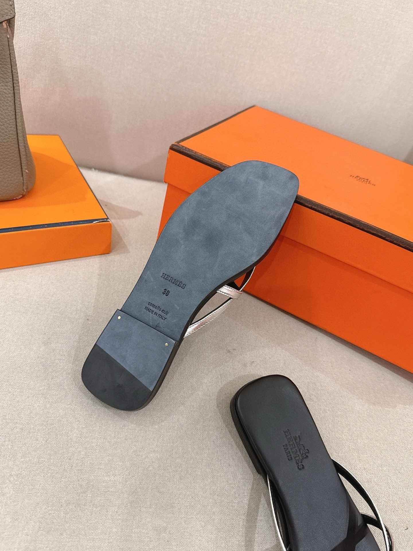 UA Hermès Miss Sandals