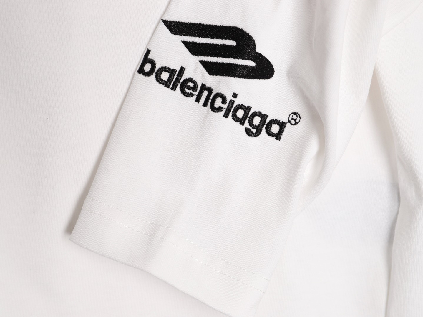 Ba1en*iaga 25Fw Long-sleeved T-shirt