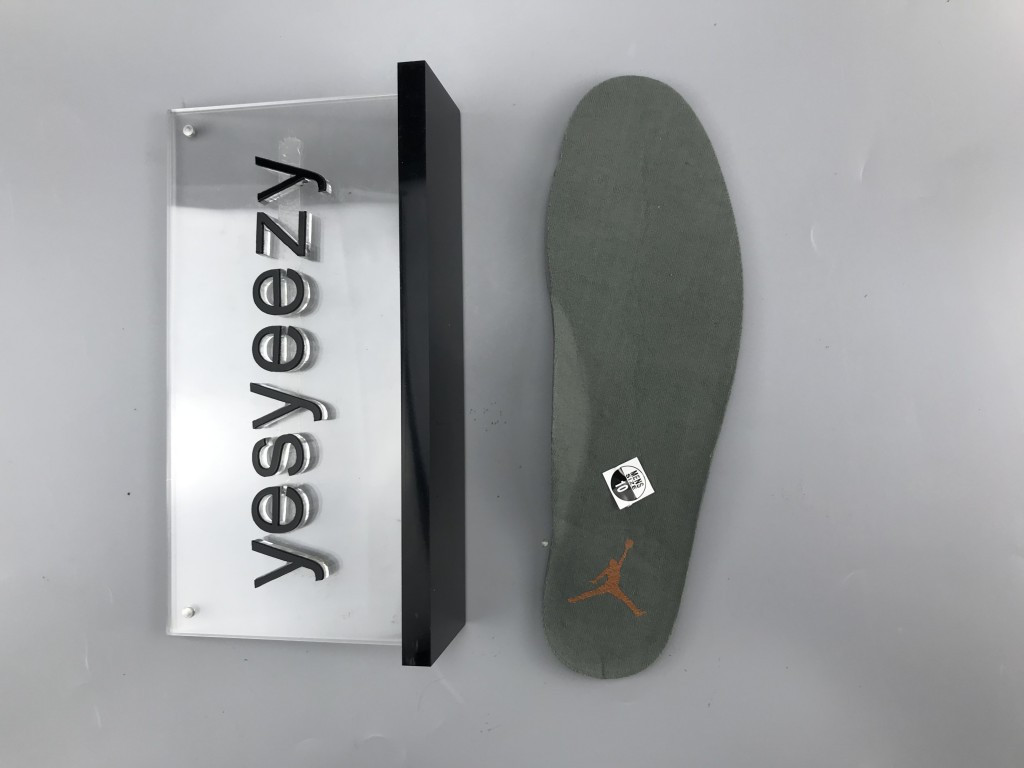 UA AIR JORDAN 7 X PATTA OG SP "ICICLE"