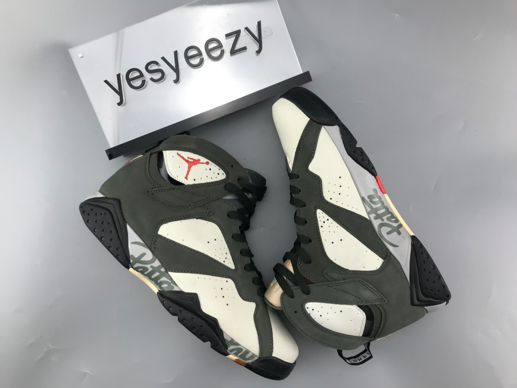 UA AIR JORDAN 7 X PATTA OG SP "ICICLE"