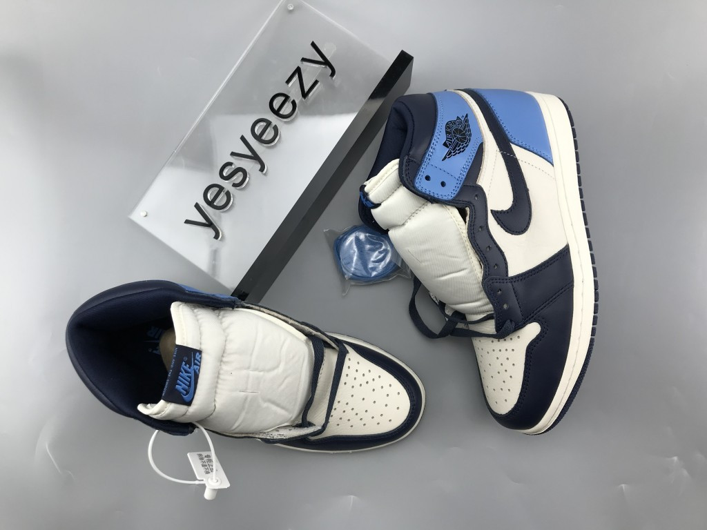 UA AIR JORDAN 1 RETRO HIGH OG 