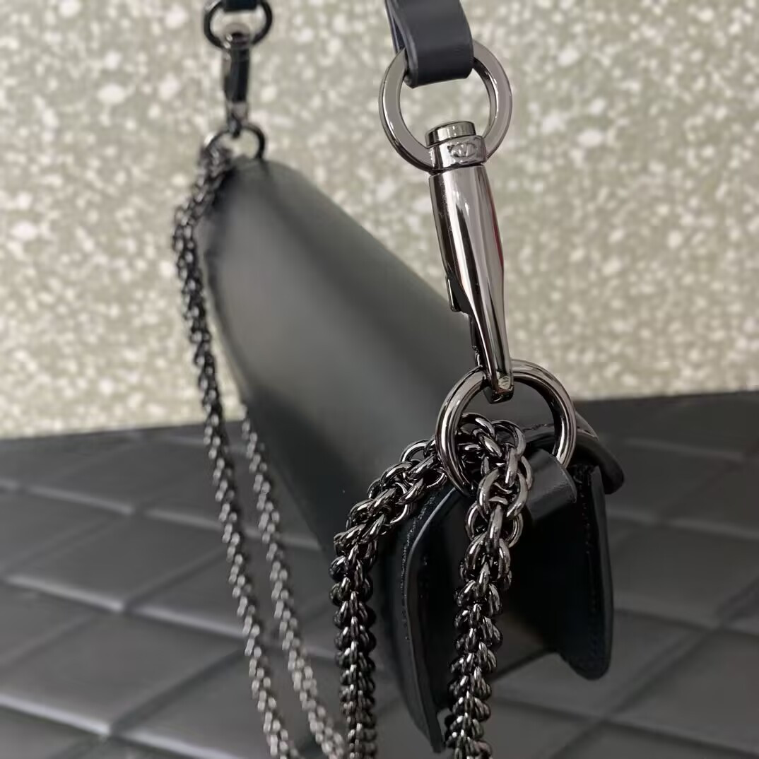 Valentino Garavani Locò Small Shoulder Bag 20x11x5cm