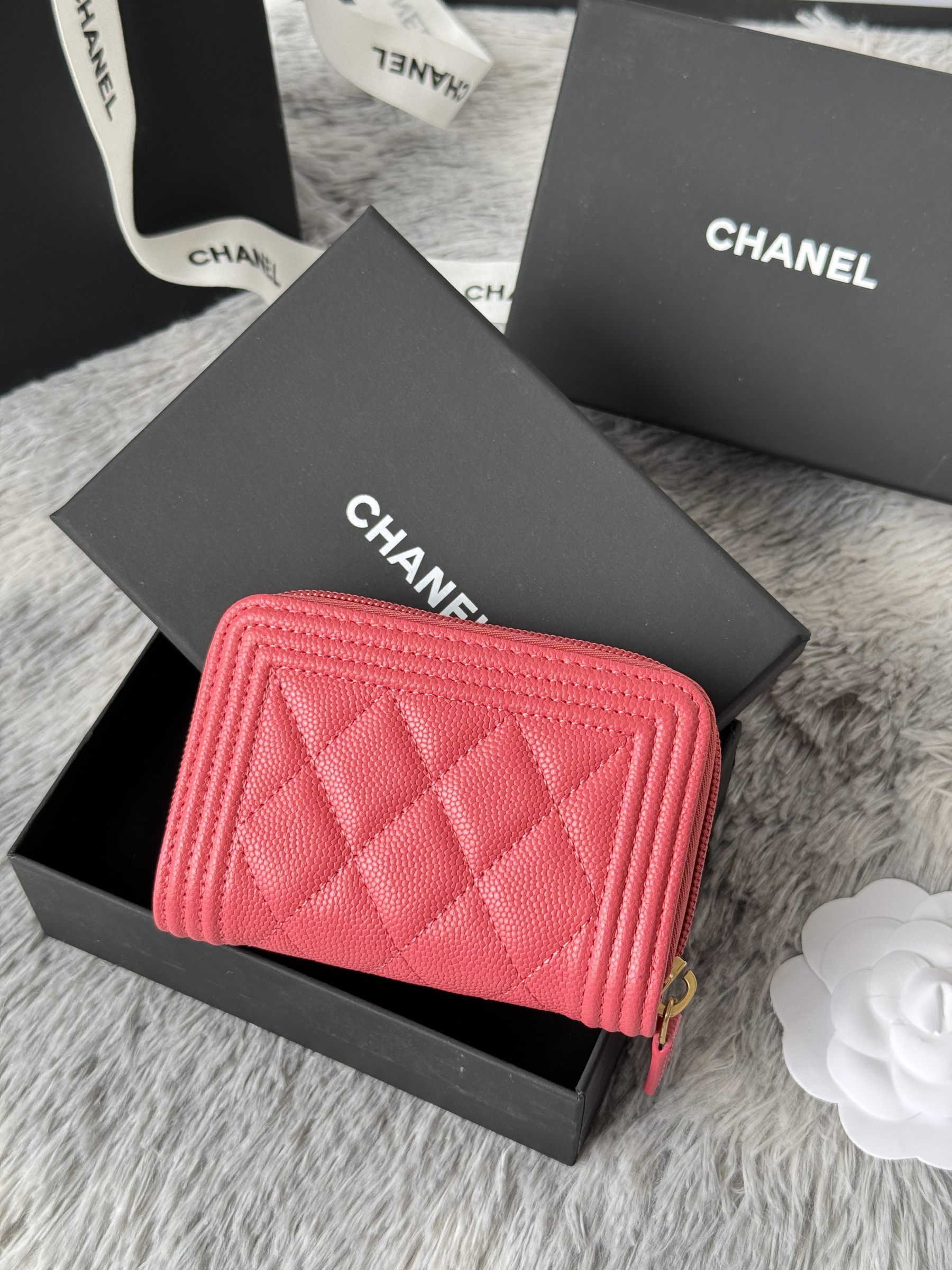 Ch**el boy zip around coin purse wallet a80602 7.5x11cm