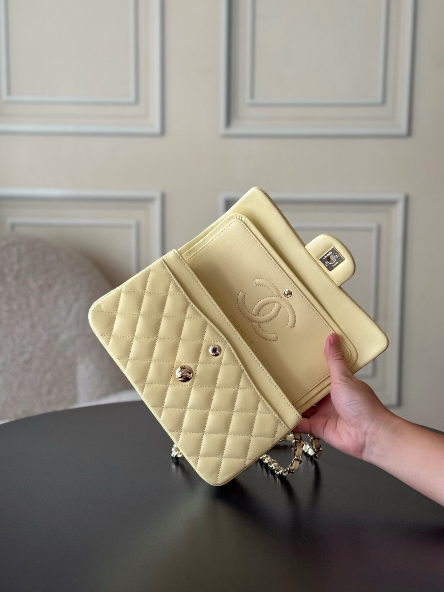 Ch**el Small Classic Bag 23x6.5x14cm