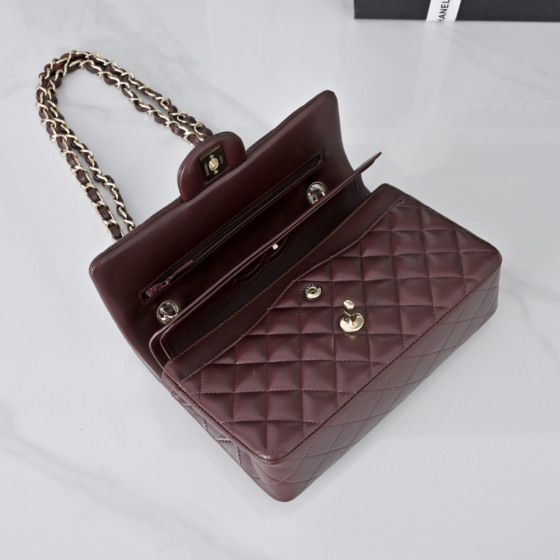 Ch**el classic flap handbag burgundy with light gold hardware a01113 23x14.5x6cm