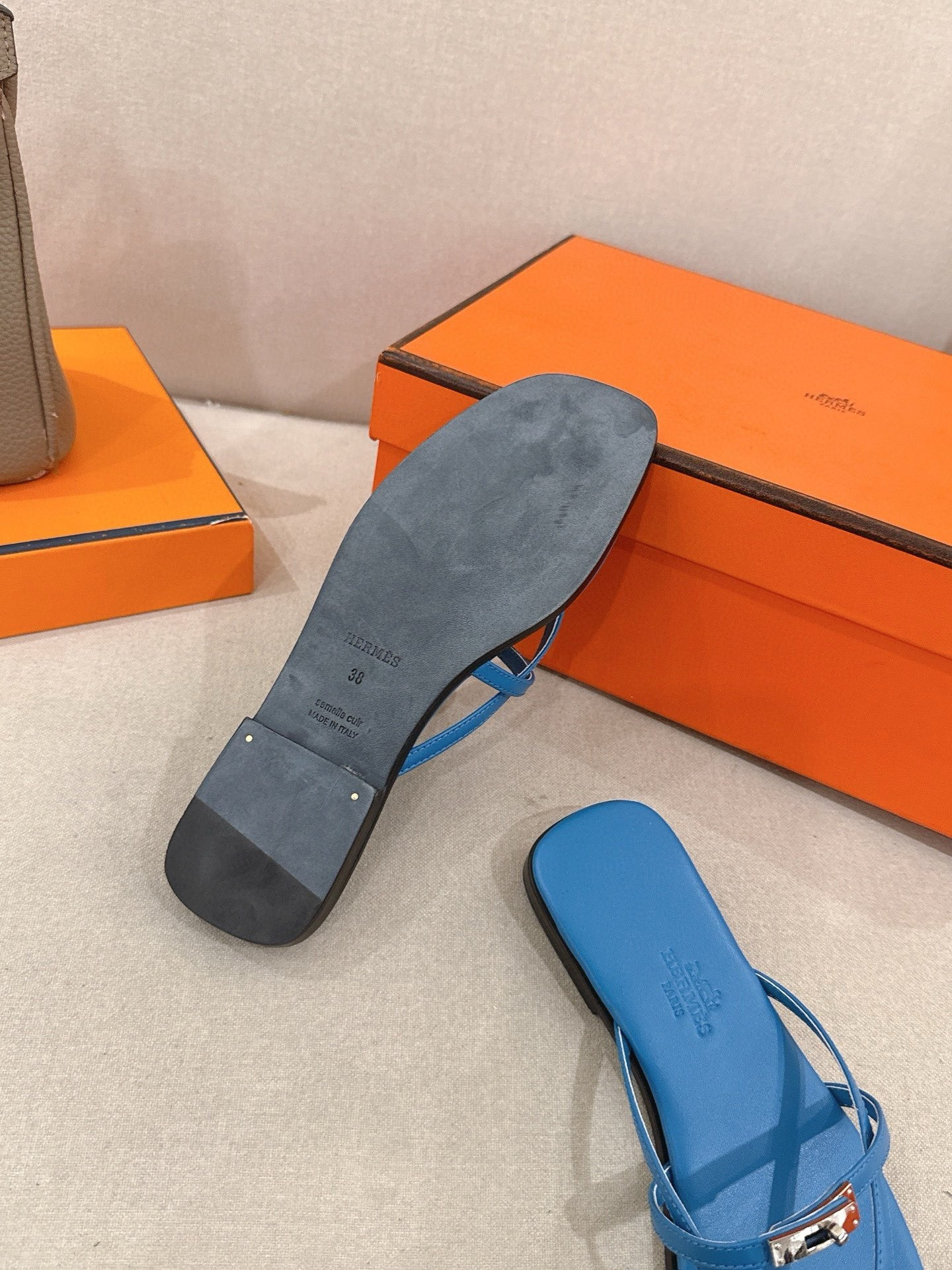 UA Hermès Miss Sandals