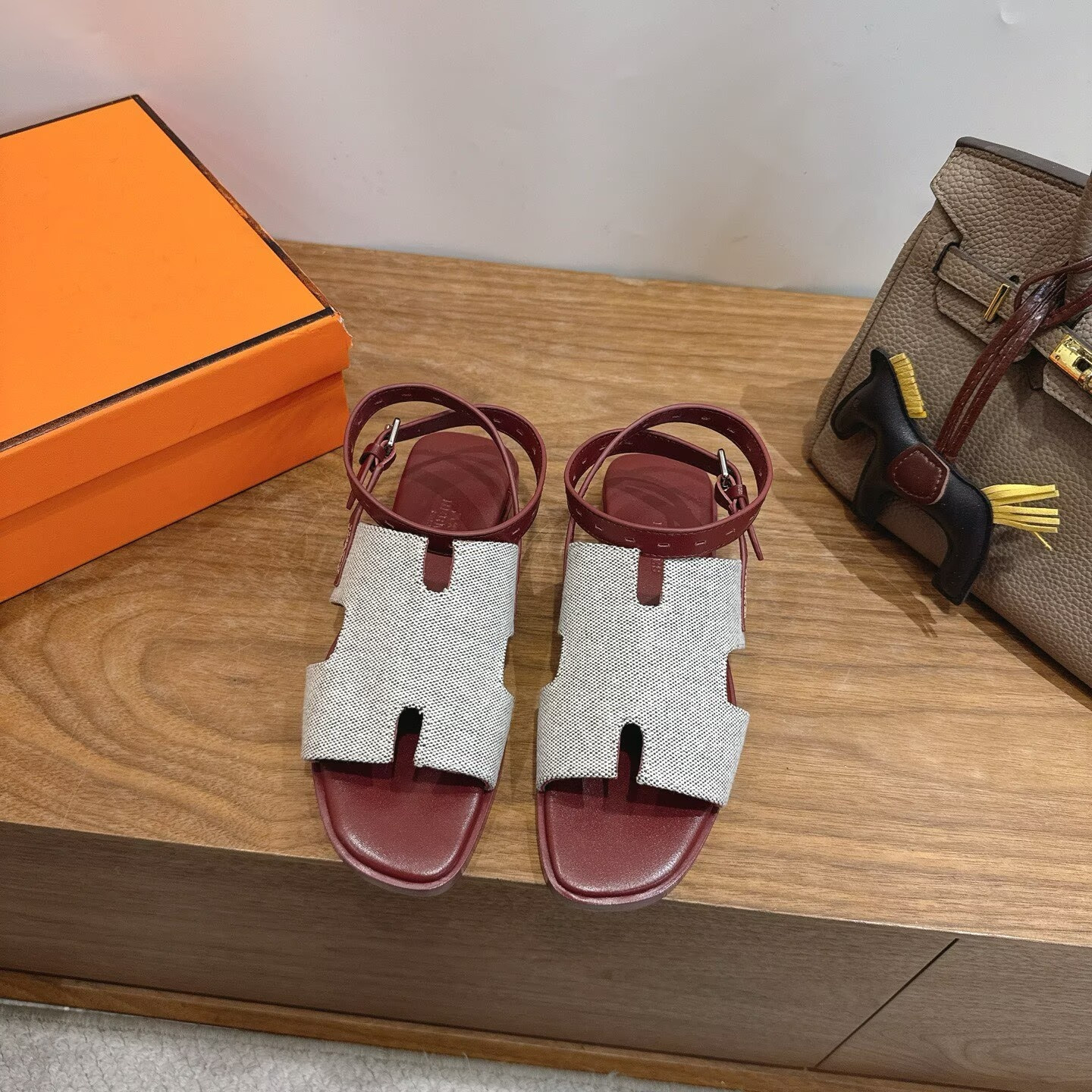 UA Hermès Maya Sandal