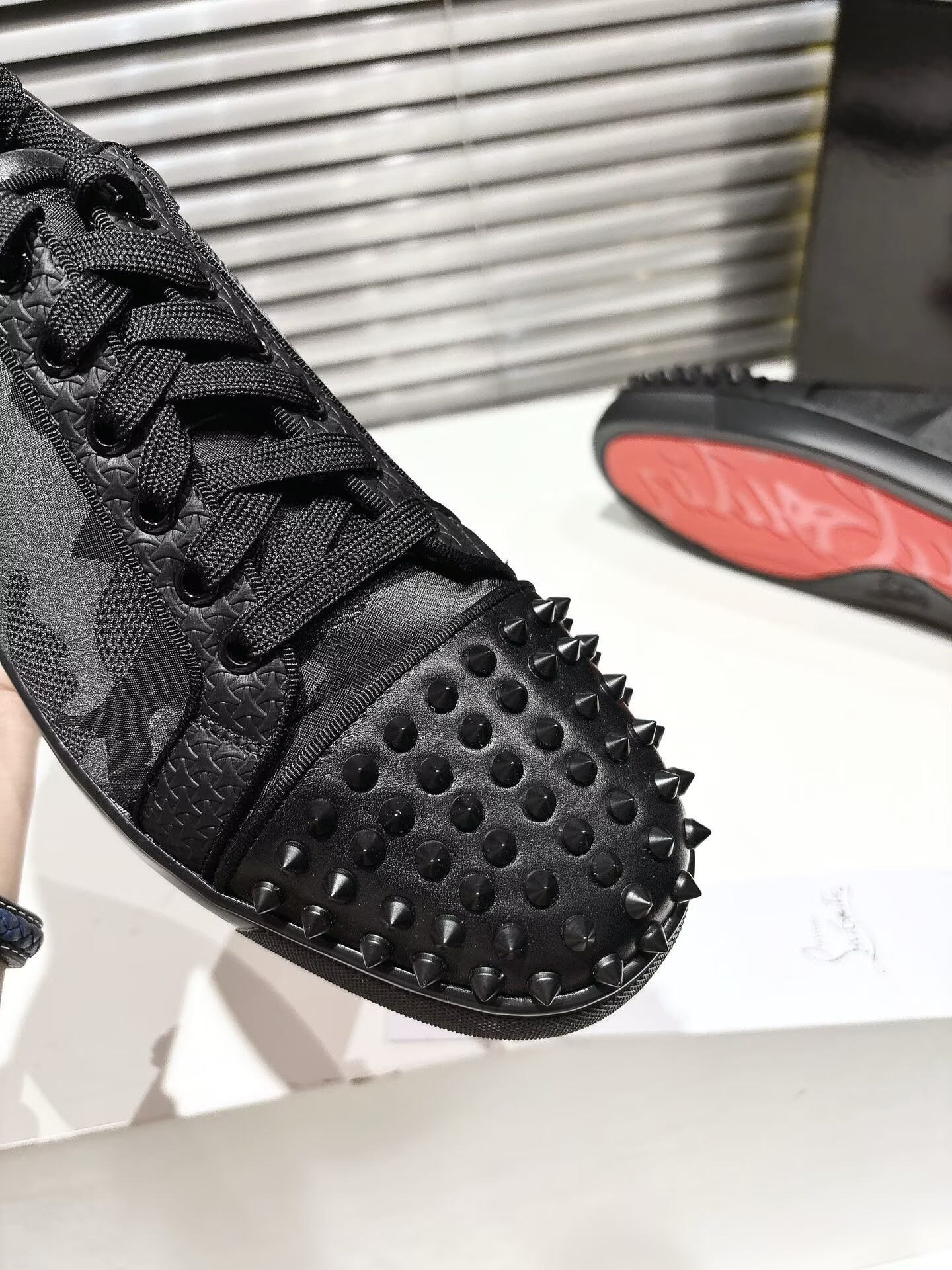 UA Christian Louboutin Seavaste 2 Orlato Sneakers