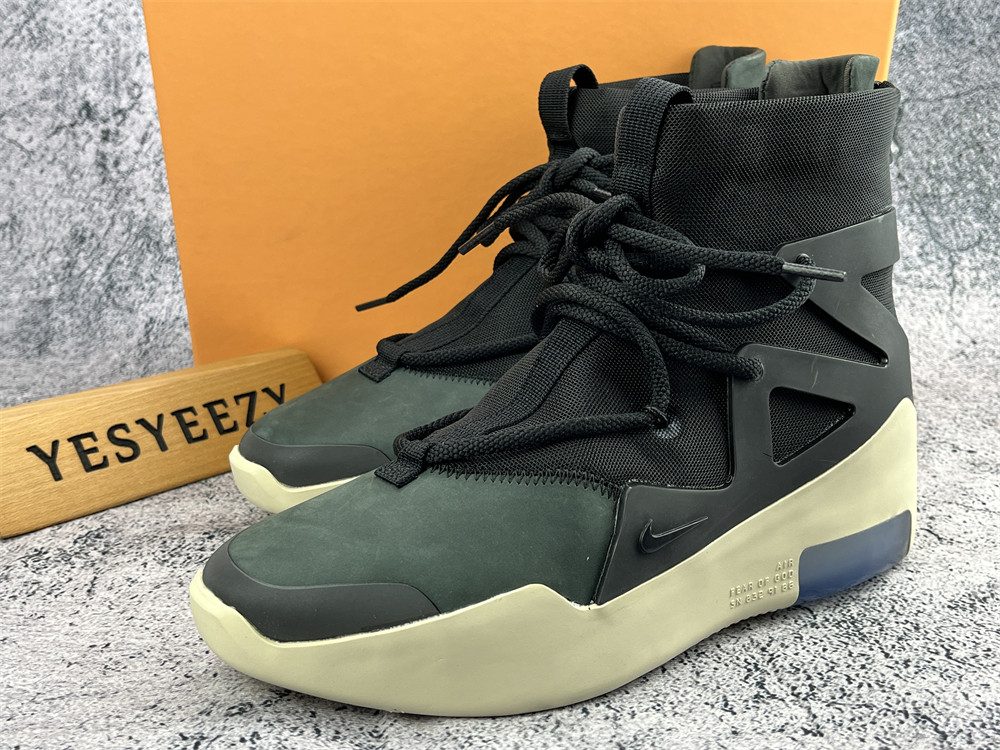 UA NIKE AIR FEAR OF GOD 1 