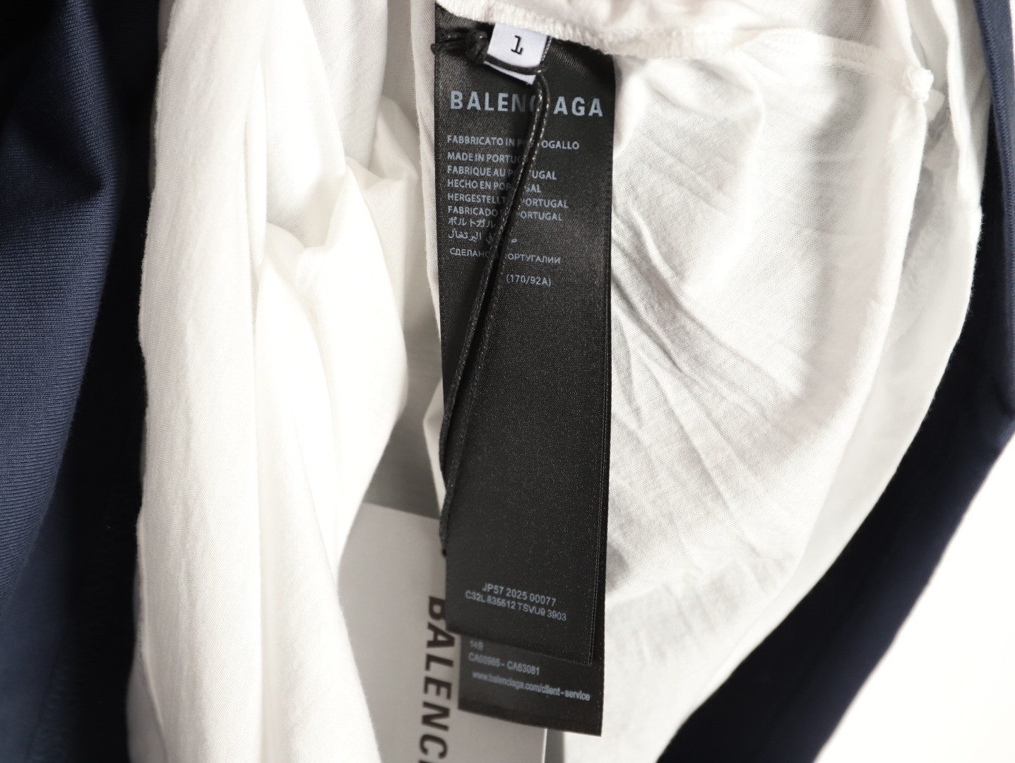 BALENCIAGA Short-sleeved T-shirt