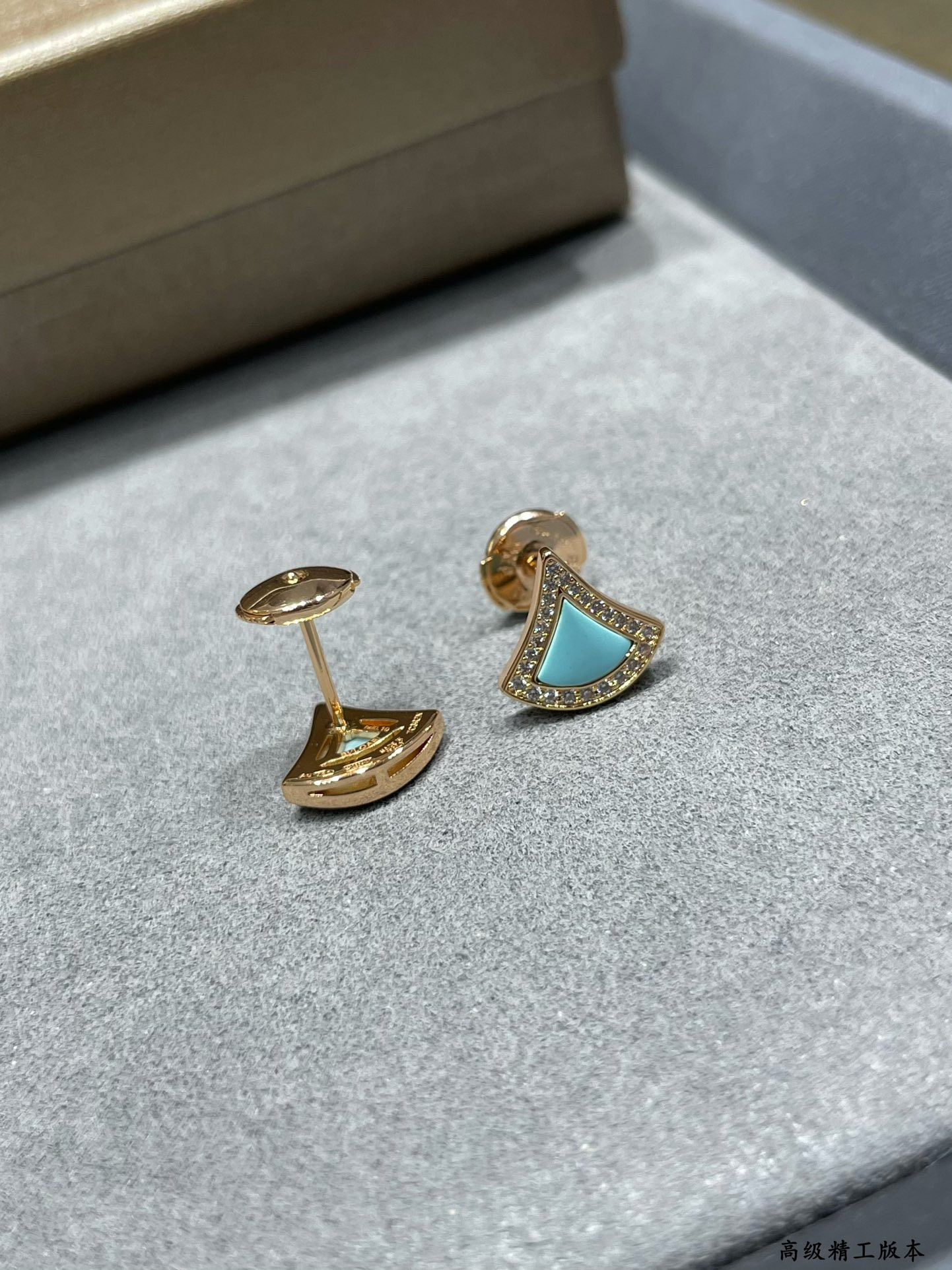 Bv1g*ai Skirt Earrings