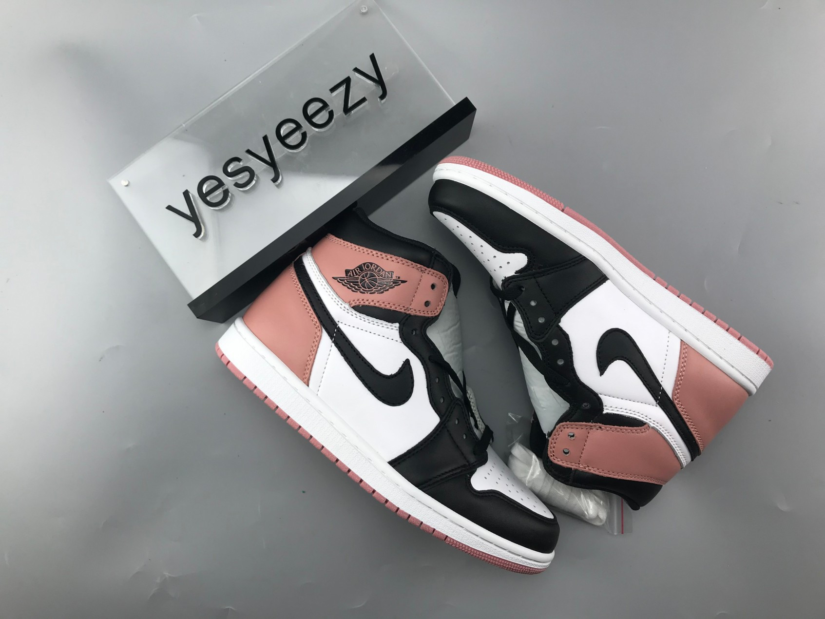 UA AIR JORDAN 1 RETRO HIGH OG NRG "RUST PINK"