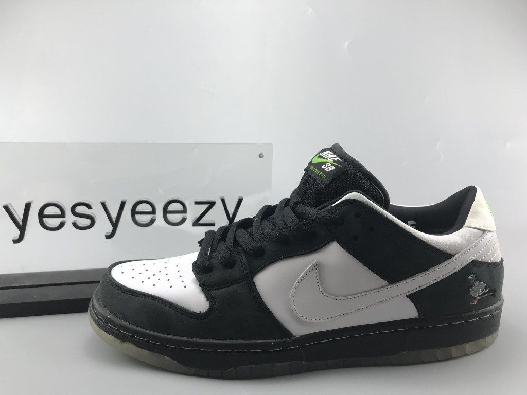 UA NIKE SB DUNK LOW PRO OG "PANDA PIGEON"