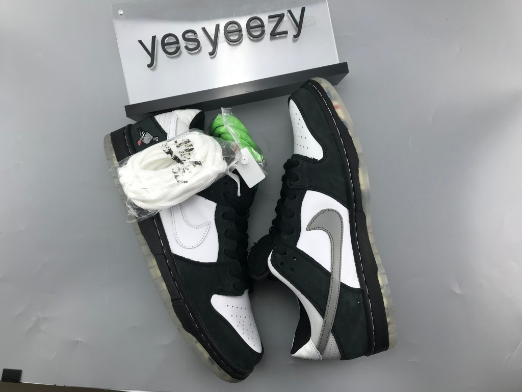 UA NIKE SB DUNK LOW PRO OG "PANDA PIGEON"