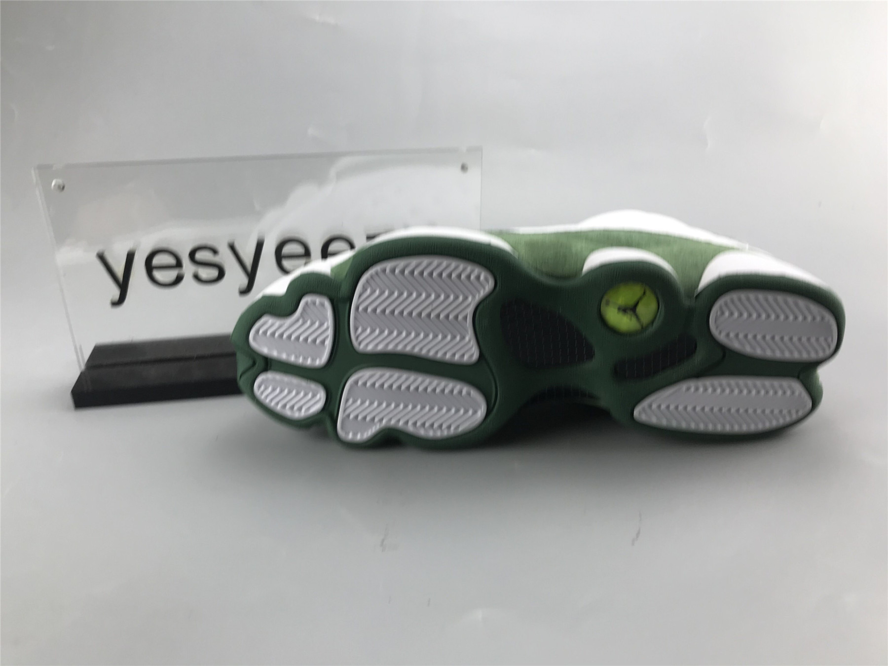 UA AIR JORDAN 13 RETRO 