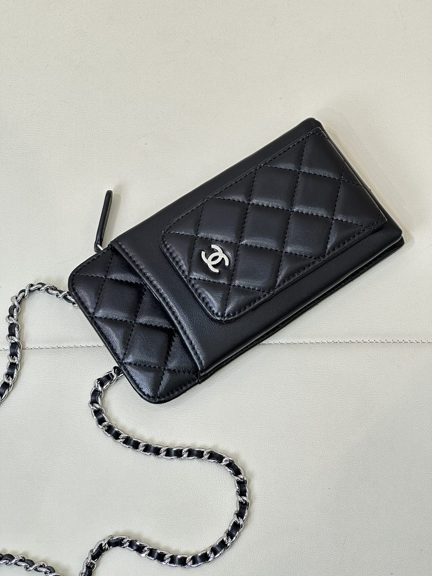 Ch**el phone bag 18x9x3cm