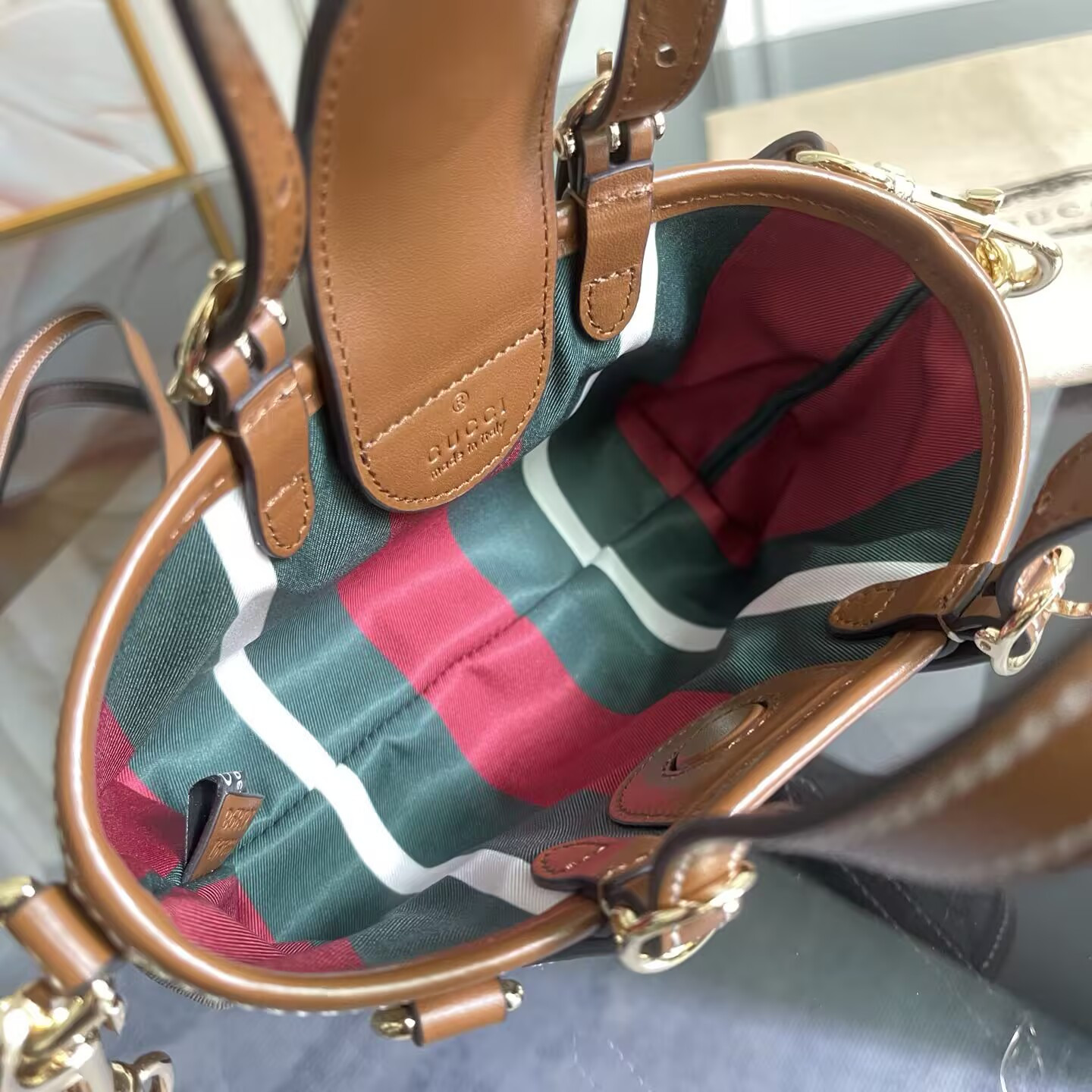 Gucci GG Emblem Mini Bag 17.5x11x6.5cm