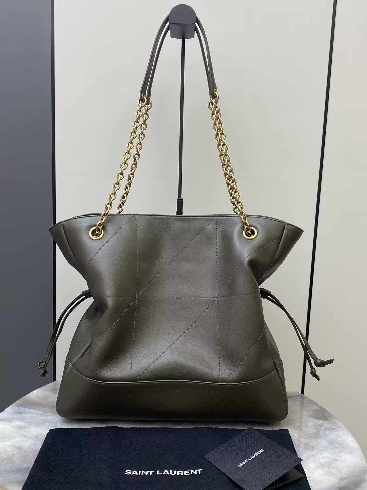 Y51 JAMIE SHOPPING in Lambskin 35x35x10cm