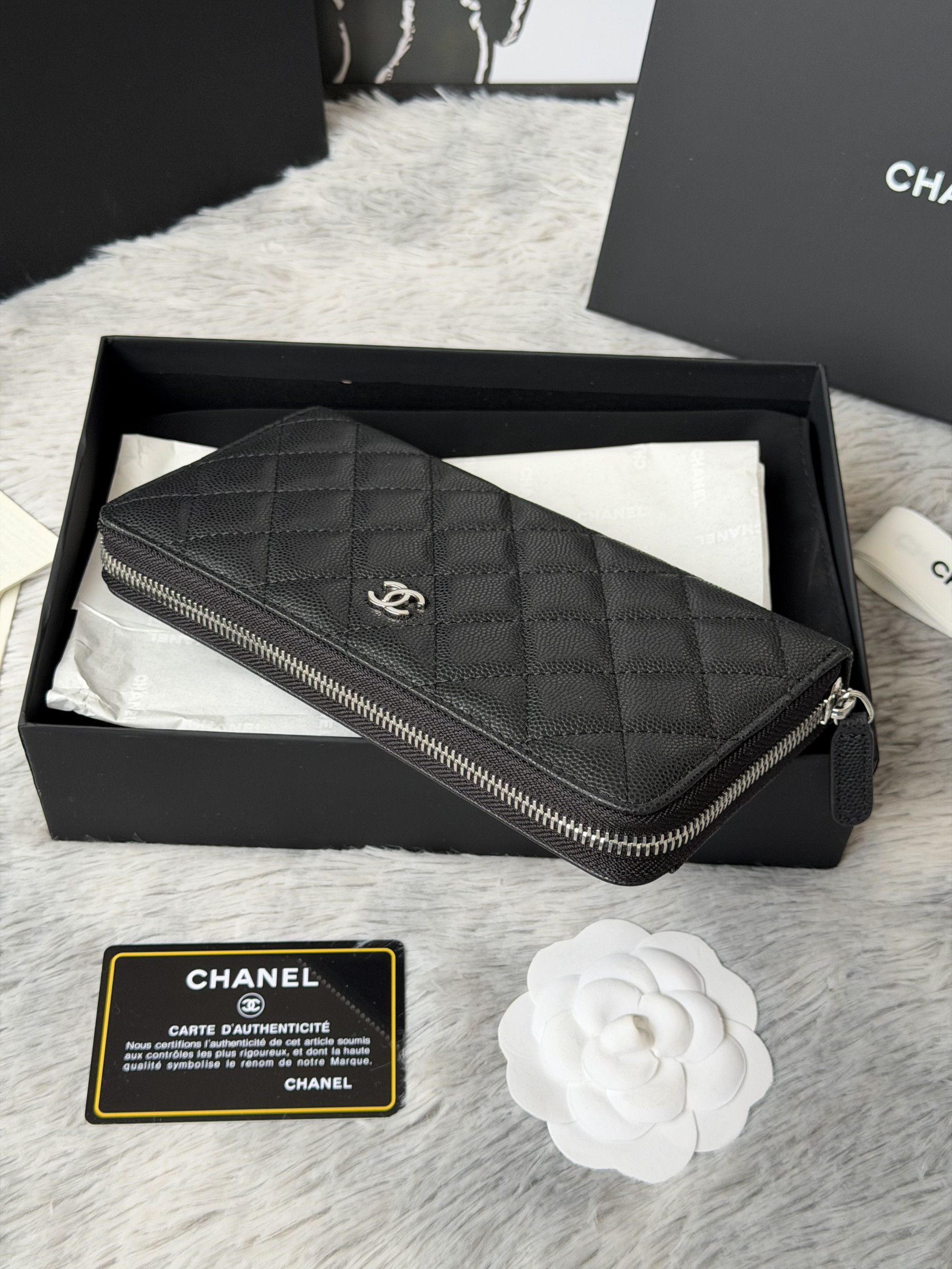 Ch**el zip around wallet 80758 10x19x3cm