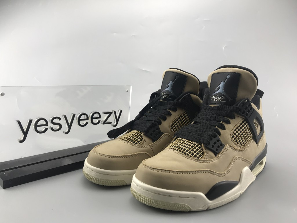 UA AIR JORDAN WMNS AIR JORDAN 4 RETRO "MUSHROOM"