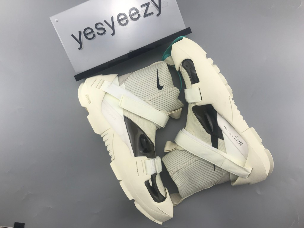 UA NIKE W FREE TR FLYKNIT 3 / MMW