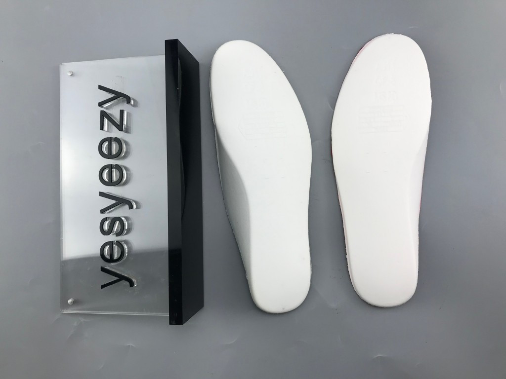 UA AIR JORDAN 4 RETRO SE "WHAT THE 4"