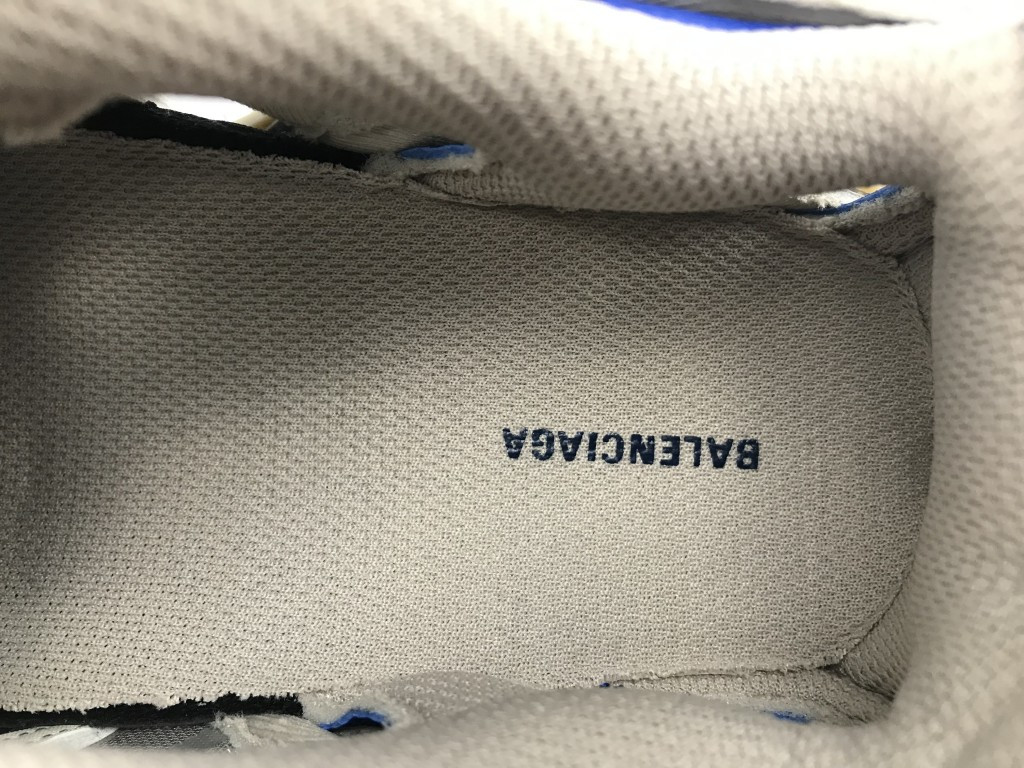 UA TRACK.2 TRAINERS "BEIGE BLUE RED"