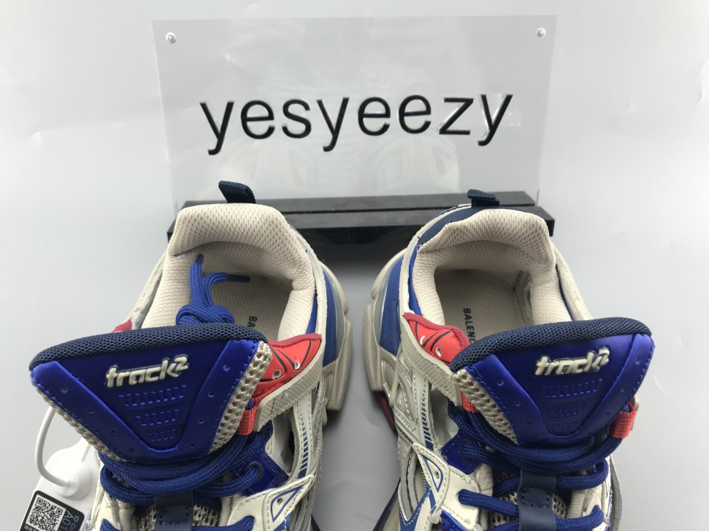 UA TRACK.2 TRAINERS "BEIGE BLUE RED"