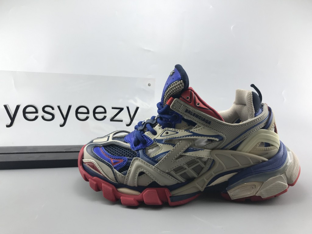 UA TRACK.2 TRAINERS "BEIGE BLUE RED"