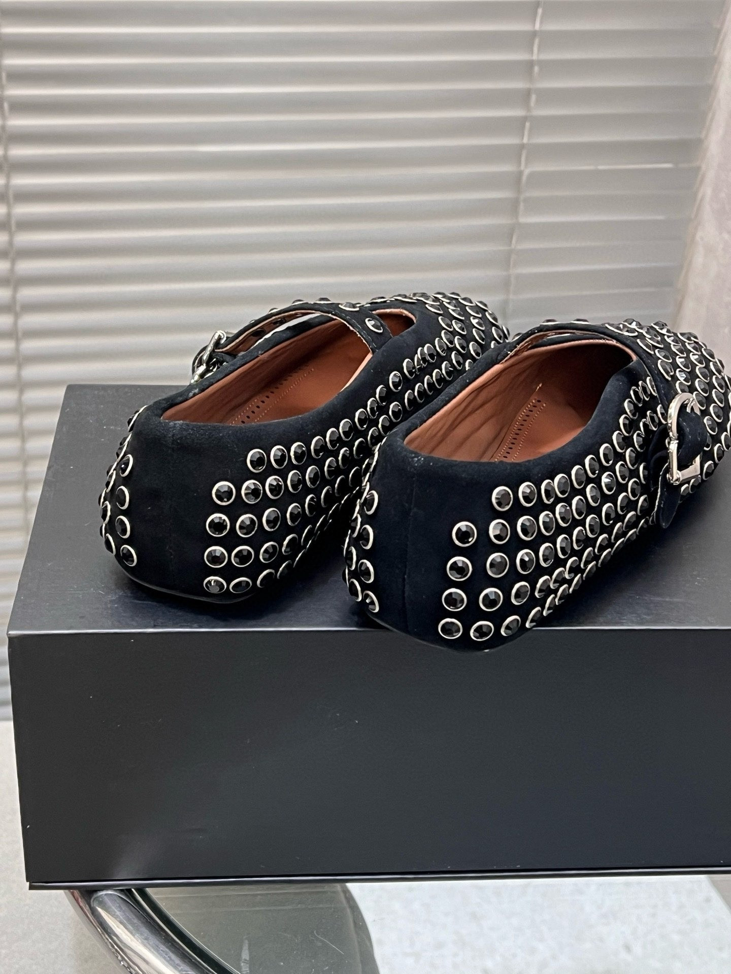 UA ALAÏA STRASS BALLET FLATS