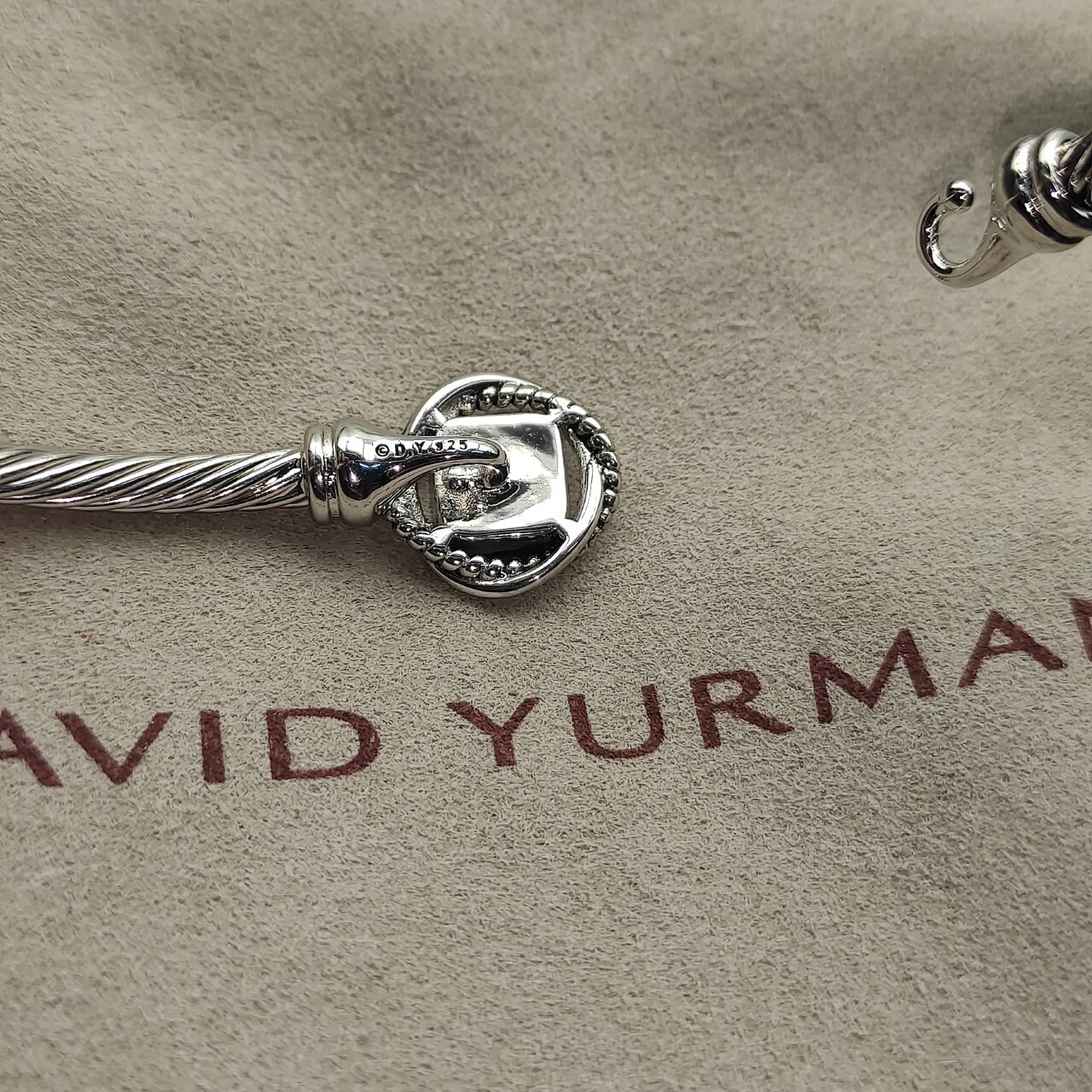 David Yurman 3mm Hook Bracelet(wrist circumference 15-18cm)