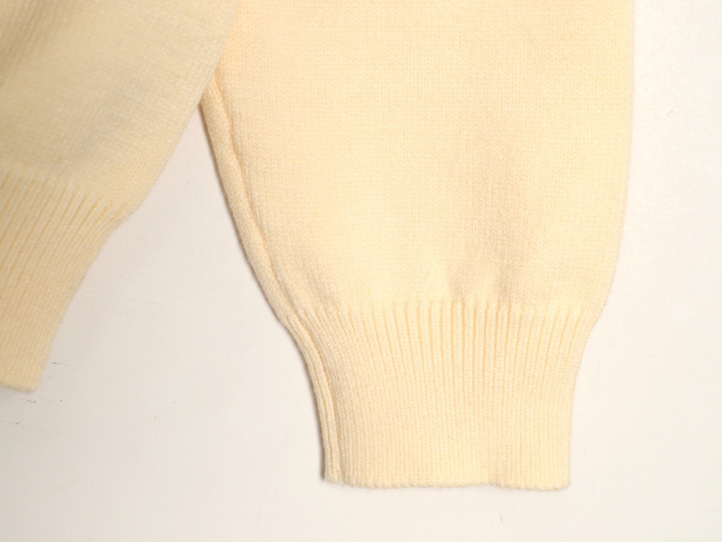 Gvc*1 25Fw Cardigan Sweaters