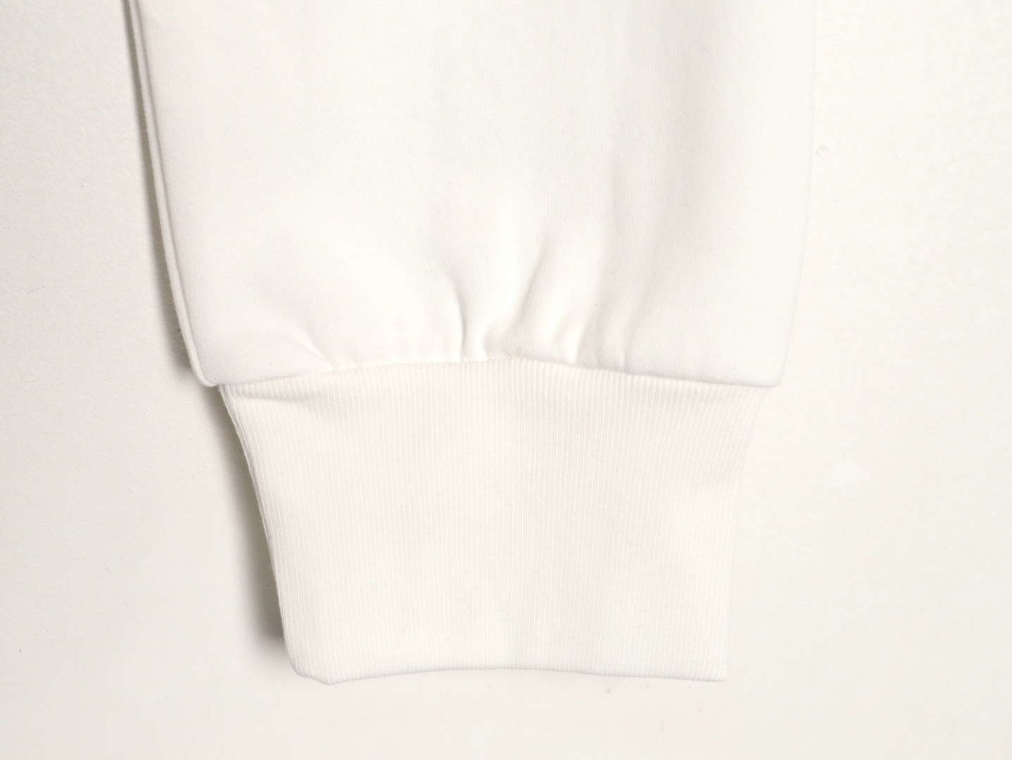 Ami 25Fw Long-sleeved T-shirt