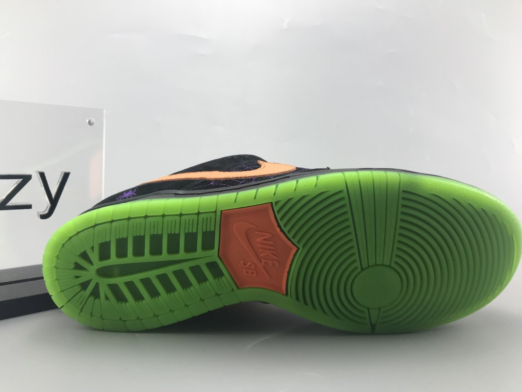 UA NIKE DUNK LOW SB "NIGHT OF MISCHIEF"