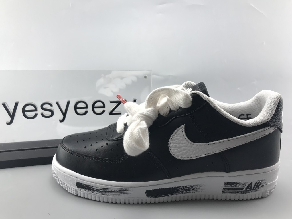 UA NIKE PEACEMINUSONE X AIR FORCE 1 LOW "PARA-NOISE"