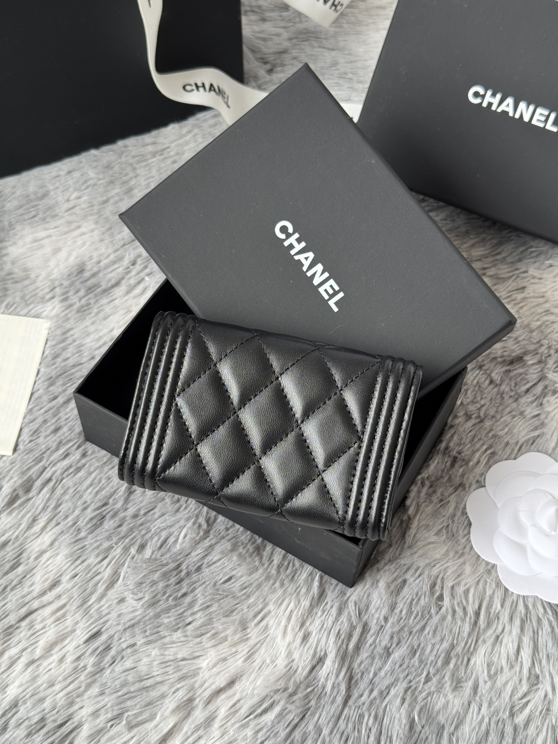 Ch**el boy Ch**el flap card holder a80603 7.5x11.3x2.1cm