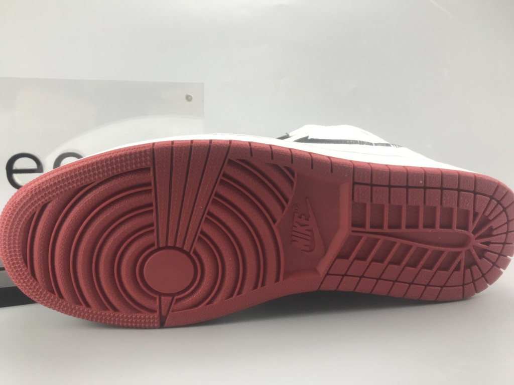 UA  AIR JORDAN 1 MID SE FEARLESS EDISON CHEN CLOT