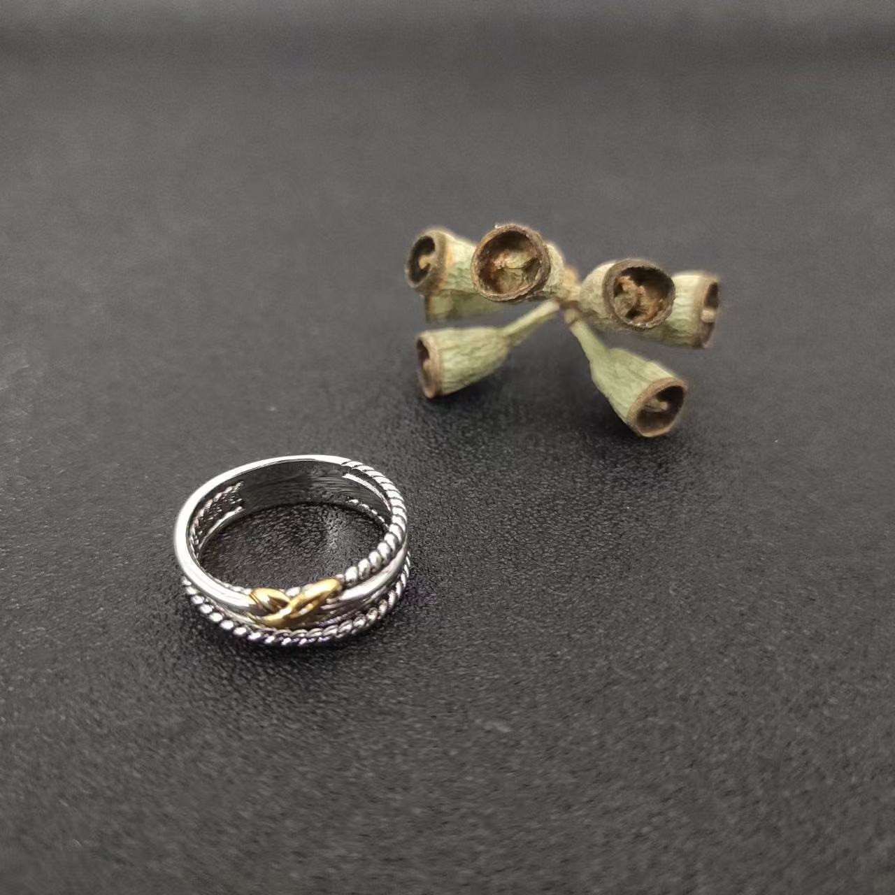 David Yurman X CROSSOVER BAND RING