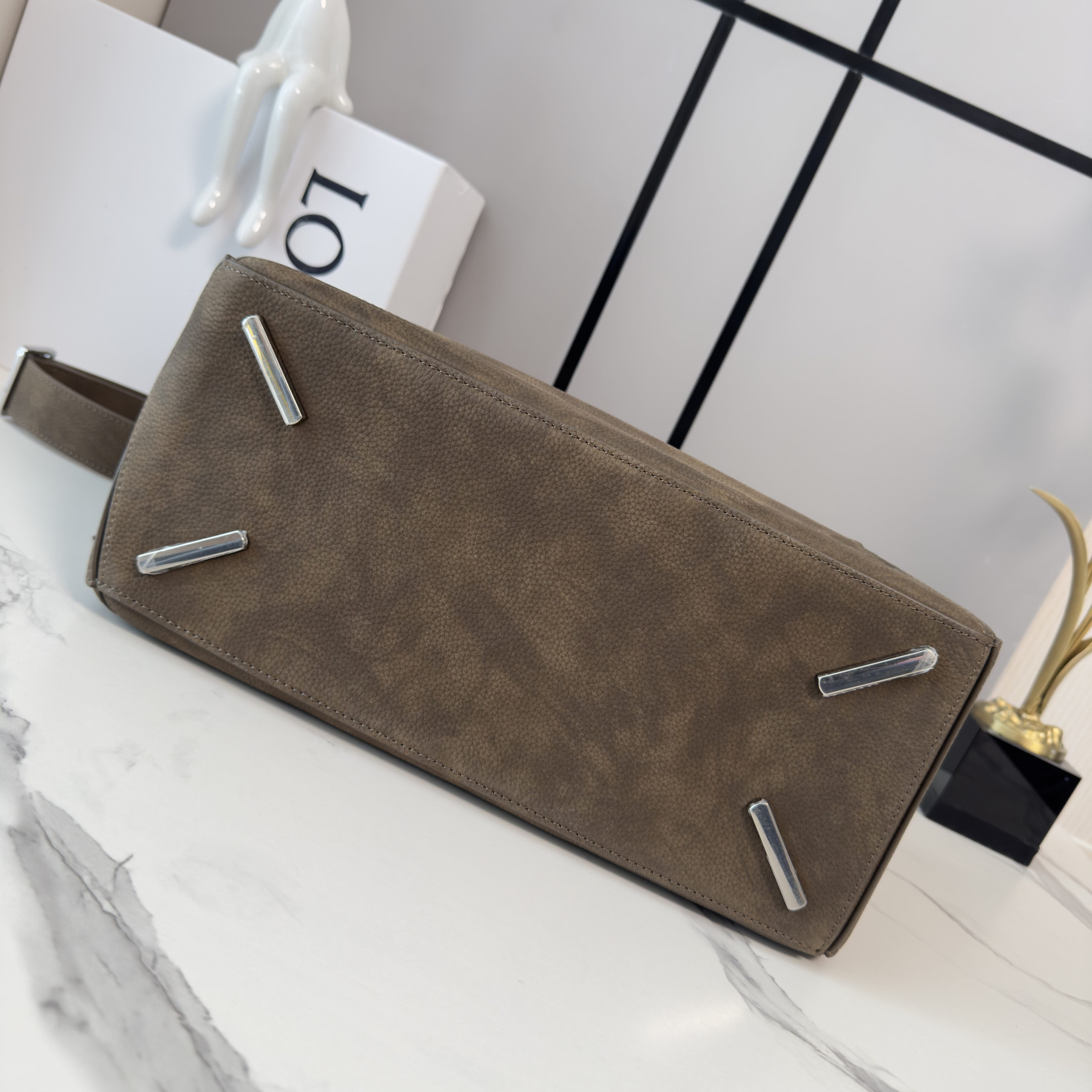 Loewe Featherlight Puzzle Bag in Grained Nubuck 33x21.5x14.7cm