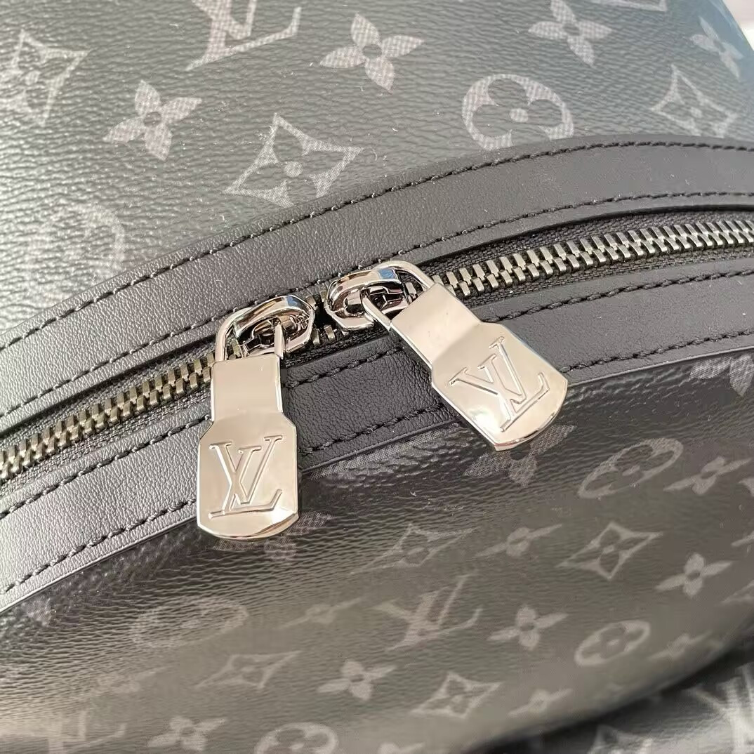 LV Discovery Backpack PM M46553 29x38x20cm
