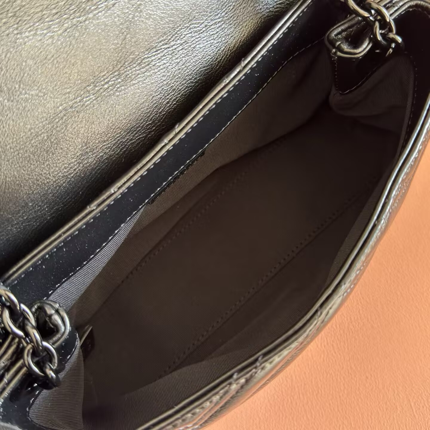 Gucci GG Marmont Small Shoulder Bag 23x17x9cm