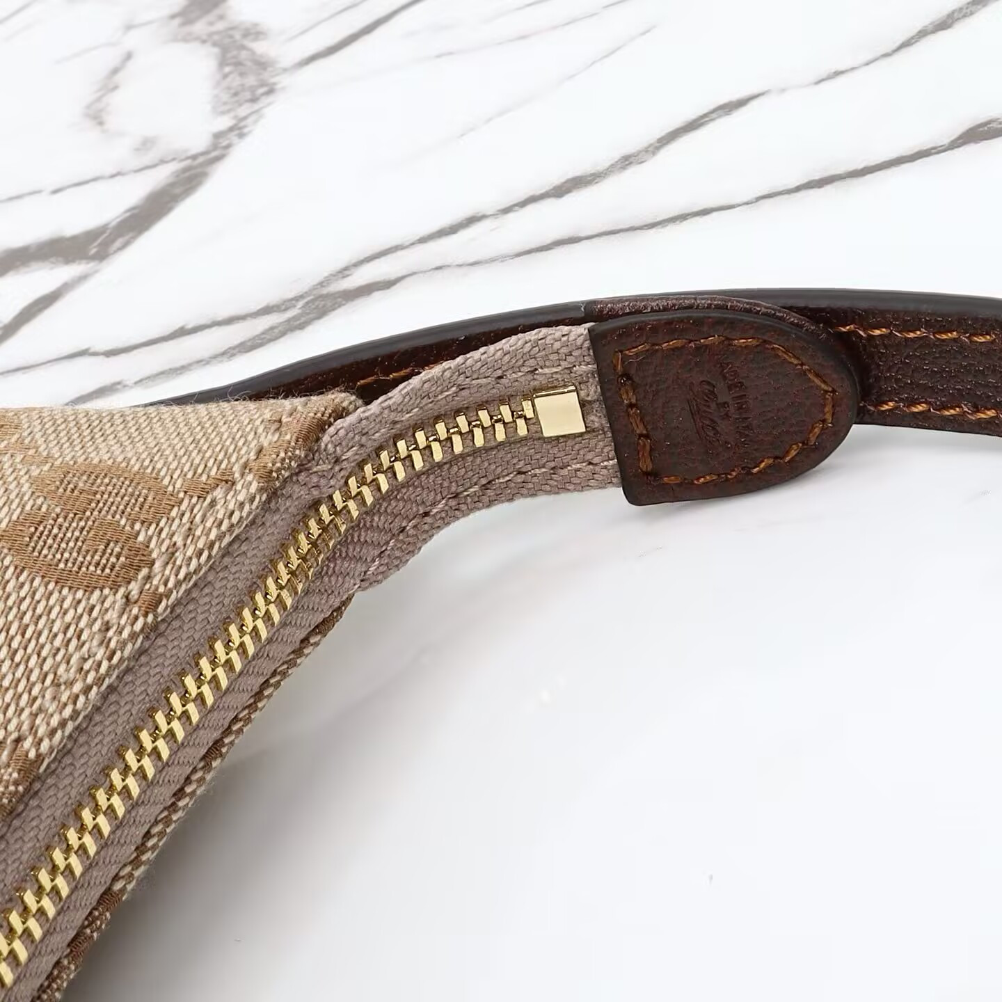 Gucci Lunetta Small Crossbody Bag 22x13x3cm