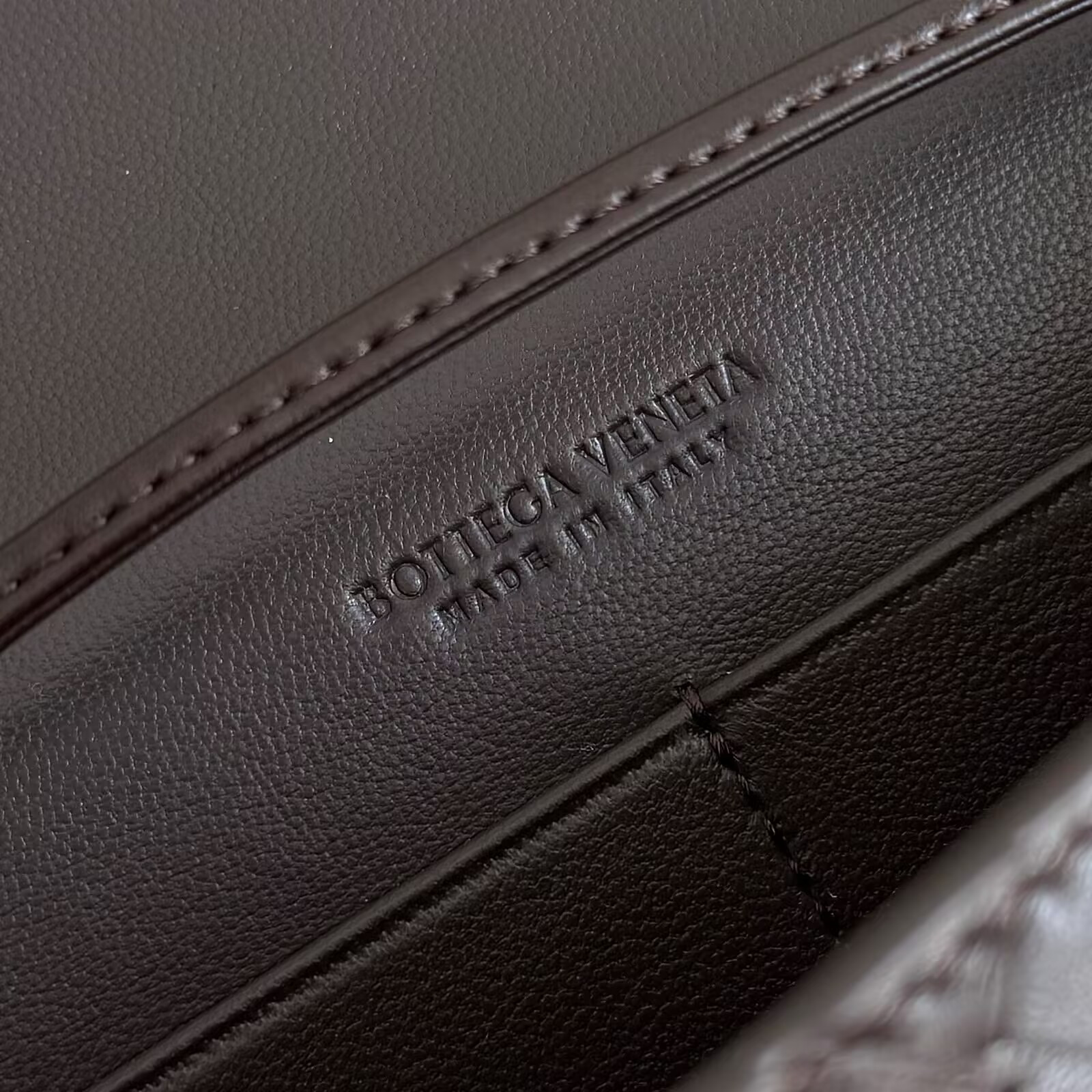 Bottega Veneta Andiamo Pouch on Strap 19x12.6x2cm