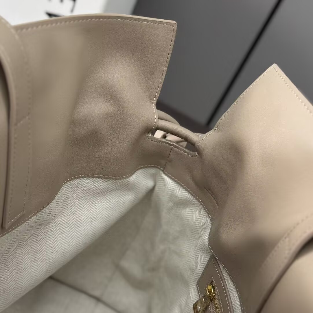 L0ew* Large Flamenco Clutch 29x38x14cm