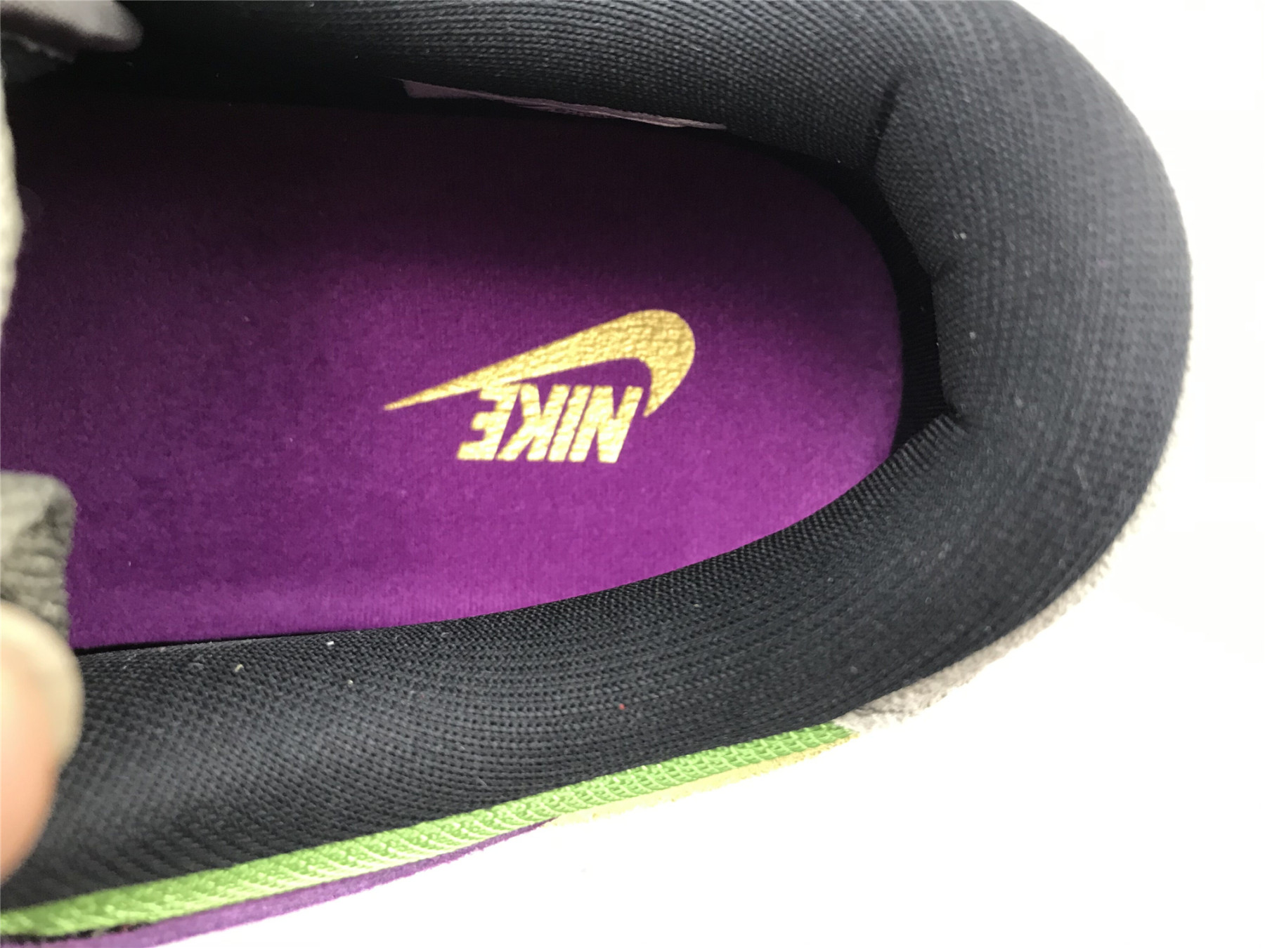 UA NIKE DUNK LOW SP RETRO "VIOTECH 2019 RELEASE"