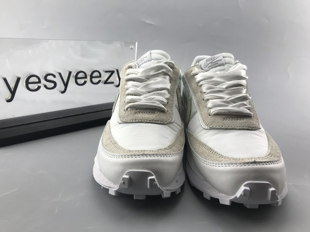 UA NIKE SACAI X LDWAFFLE "WHITE NYLON"
