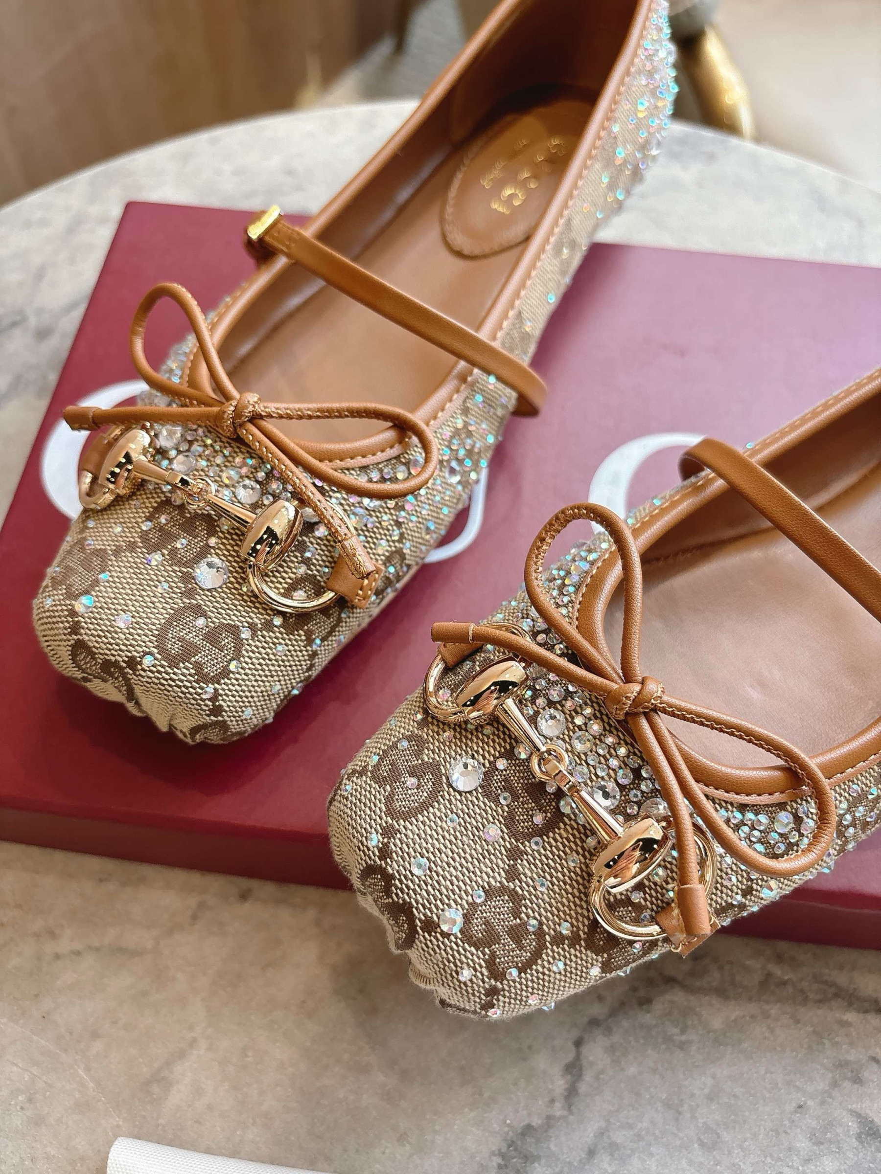 UA Gvc*1 Horsebit GG canbas Ballet Flats